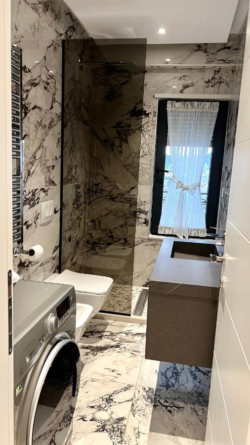 Zeus Tirana Suite Deluxe エクステリア 写真